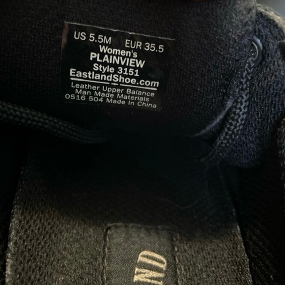 NIB Women’s Eastland Plainview
5.5 Black Shoes & Isotoner
Slippers Blue NWOT - Picture 4 of 6